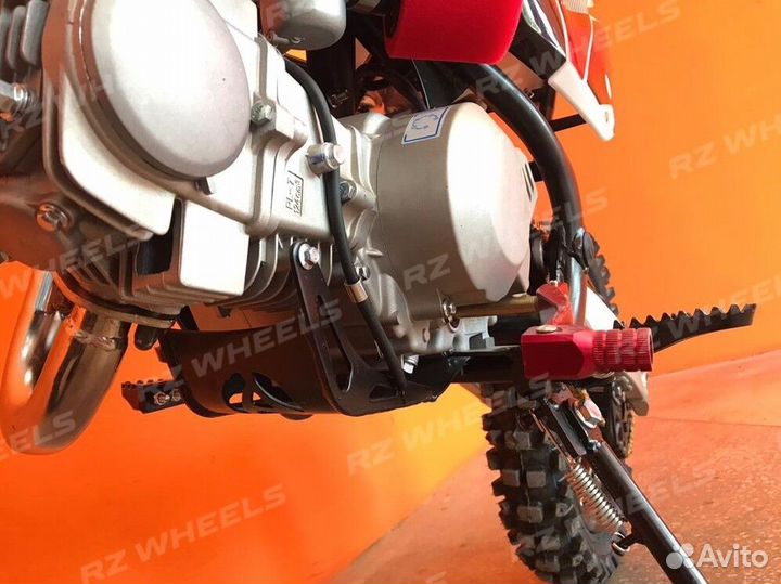 Питбайк мотоцикл Racer RC-CRF125E Pitbike