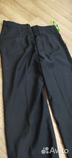 Брюки строгие на юношу новые