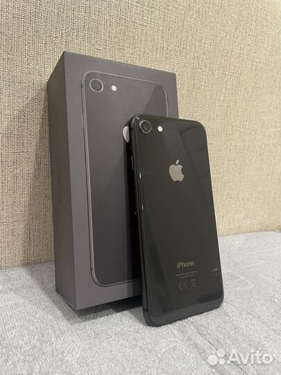 iPhone 8, 64 ГБ
