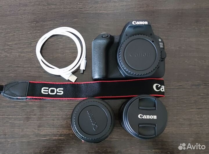 Canon EOS 200D зеркалка + Kit Canon18-55 STM