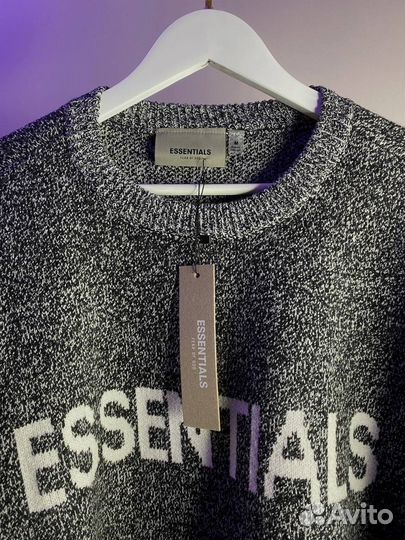 Вязанный свитер essentials два цвета в наличии