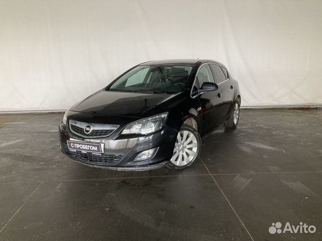Opel Astra 1.4 AT, 2011, 131 000 км с пробегом, цена 635000 руб.