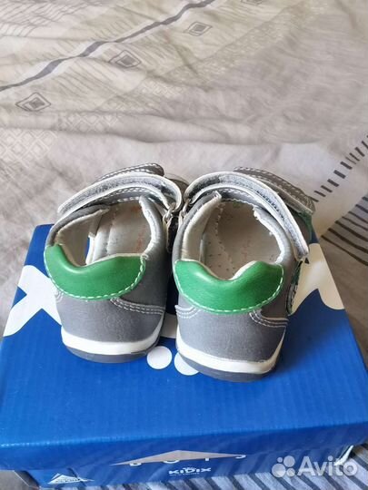 Детские сандалии 19р