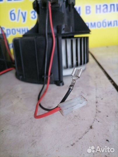 Моторчик отопителя Opel Astra