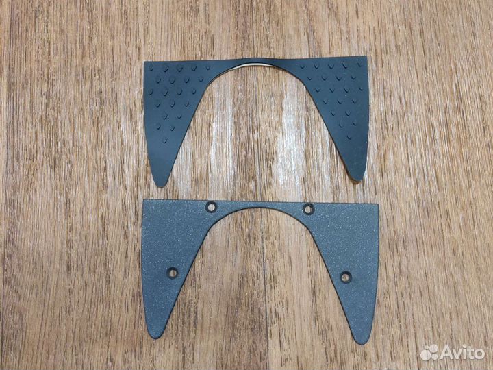 Крепление для заднего крыла с накладкой