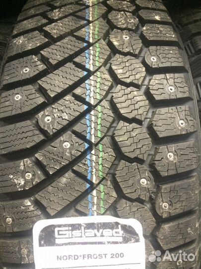 Gislaved Nord Frost 200 ID 225/45 R17
