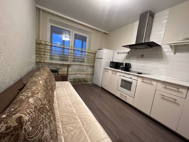 1-к. квартира, 53 м², 10/13 эт.