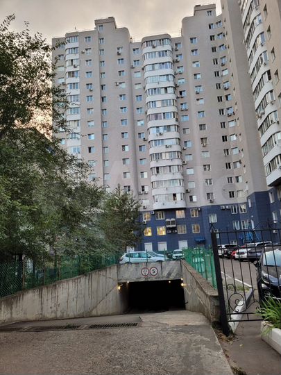 Машиноместо, 15 м²