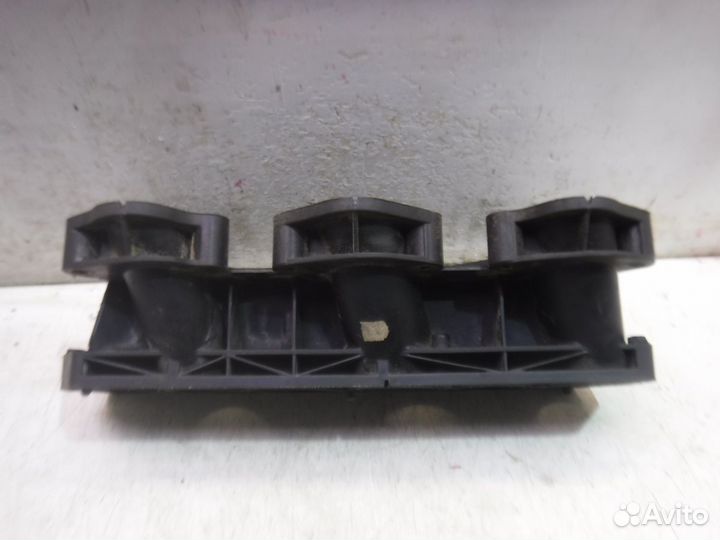 Впускной коллектор Ford Explorer II