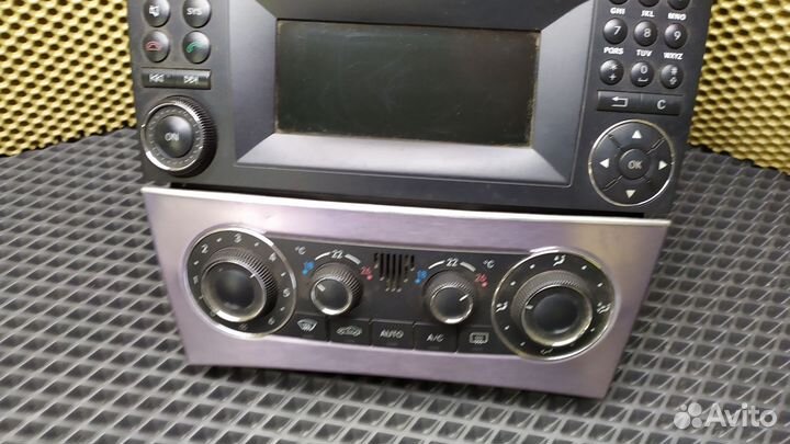 Команд Mercedes W203