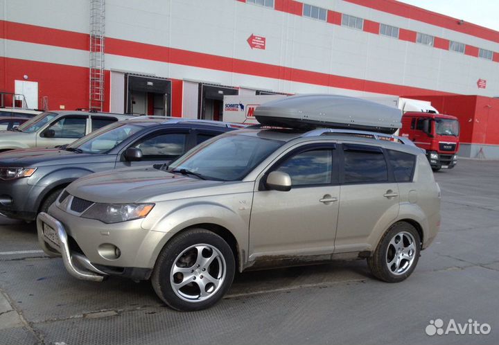 Автобоксы на крышу Ветлан 550 л на Subaru WRX