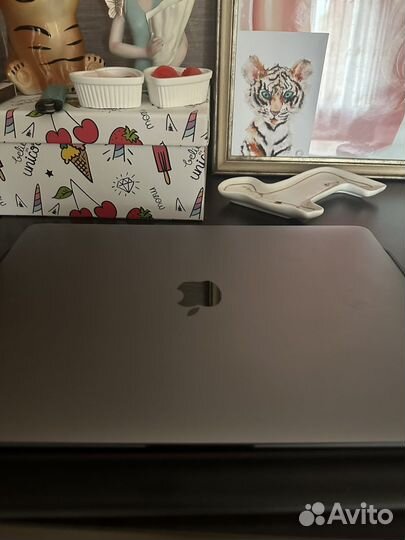Apple MacBook air 13 2020 m1 256gb