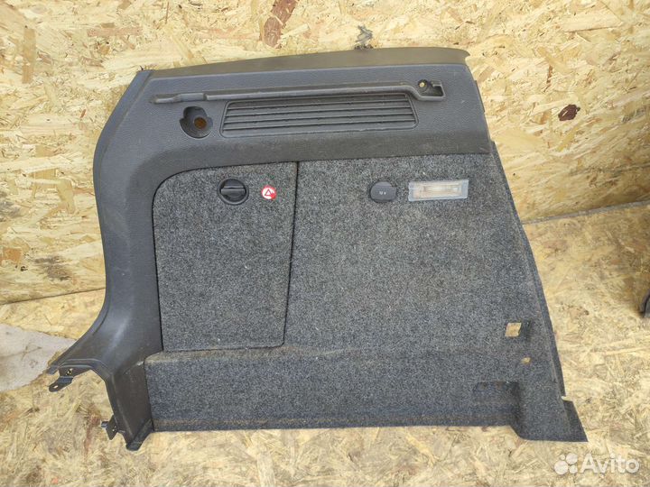 Обивка багажника Vw Tiguan 1