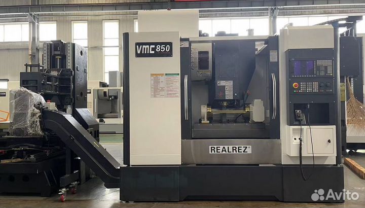 Фрезерный обрабатывающий центр с чпу с осью