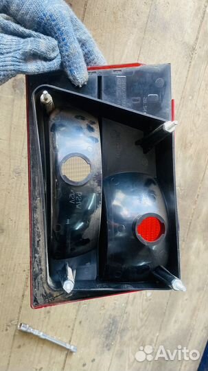 Задние фонари волга 31105