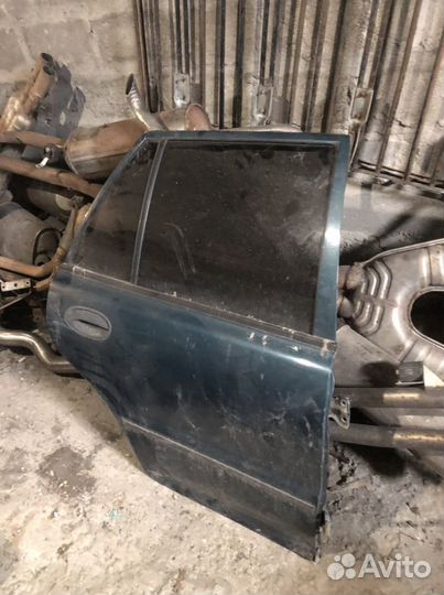 Дверь задняя правая митсубиши лансер ланцер
