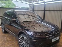 Volkswagen Tiguan 1.4 AMT, 2020, 118 000 км, с пробегом, цена 2 550 000 руб.