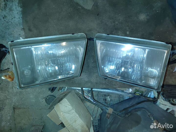 Фара toyota FZJ100,HDJ100,hdj100l,HZJ105,hzj105l,U