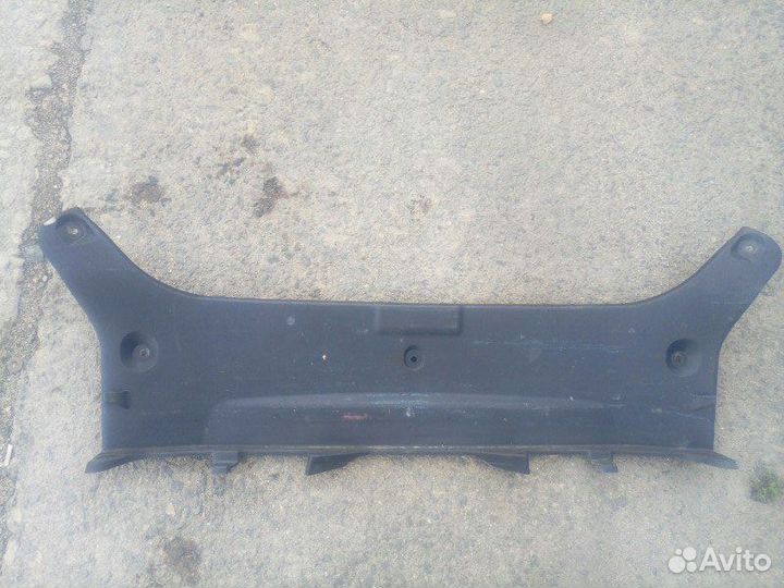 Обшивка багажника средняя Toyota Camry XV50 2AR
