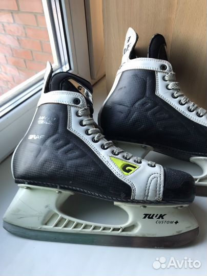 Коньки Graf G-70 размер 9.5 швейцария