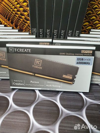 TeamGroup T-Crate 32GB 6000MHz Hunix A-die