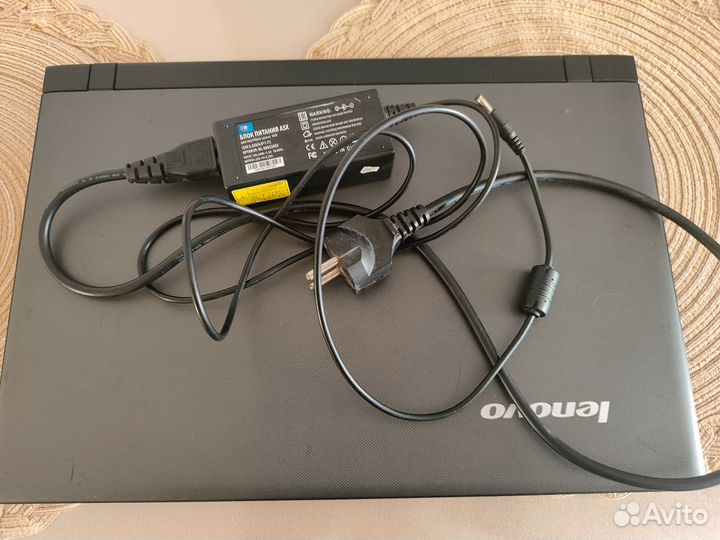 Ноутбук lenovo