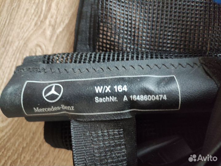 Шторка багажника mercedes