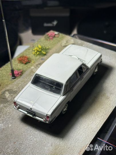 Автолегенды СССР газ-24 1:43