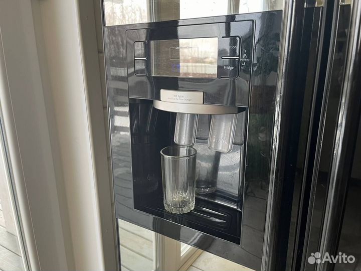 Холодильник samsung двухдверный