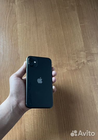 iPhone 11, 64 ГБ