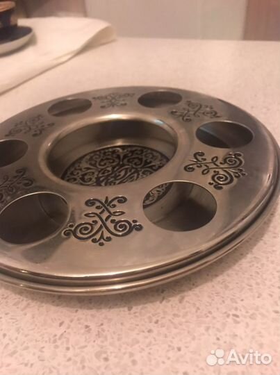 Металлическая подставка-сувенир СССР