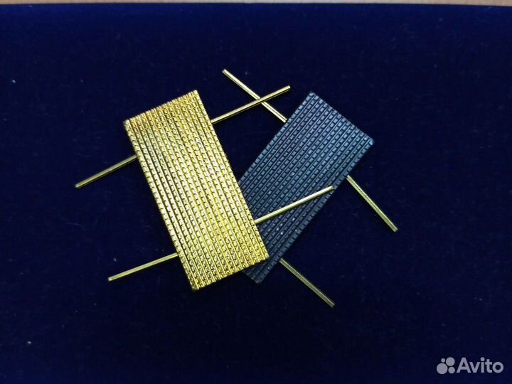 Лычка на погоны металлическая 2045