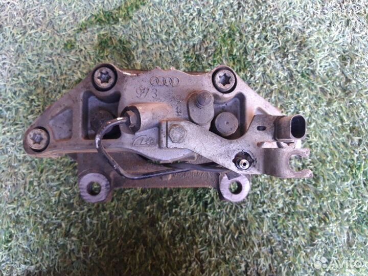 Суппорт тормозной передний левый Audi A6 C6 3.2