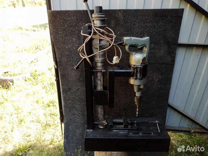 Сверлильный станок