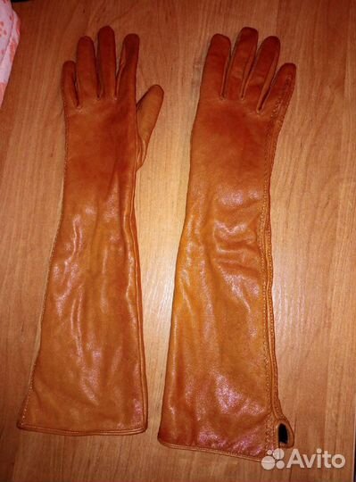 Перчатки разные