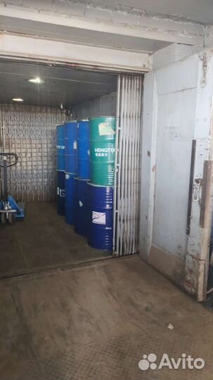 Бочки металлические, пластик 230 л, 180 л