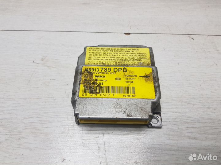 Блок управления airbag Mitsubishi Carisma 2003г