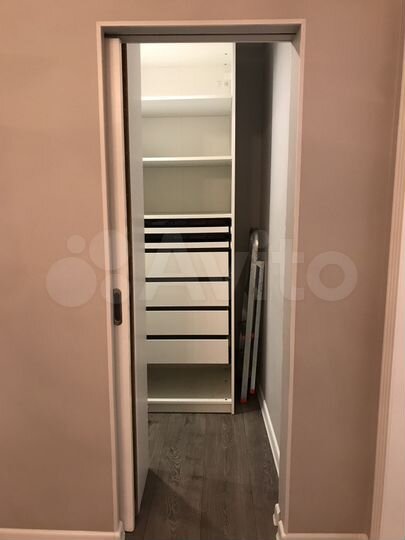 2-к. квартира, 58 м², 3/4 эт.