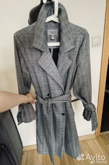 Легкое пальто 44-46
