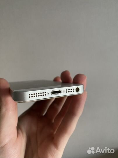 iPhone 5S, 16 ГБ