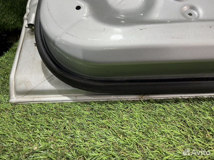 Дверь правая BMW 3 Series E46 (седан, универсал)