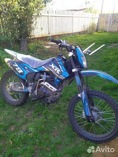 Кроссовый мотоцикл XR250 lite
