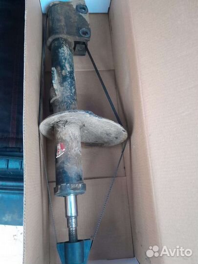 Стойки амортизатора