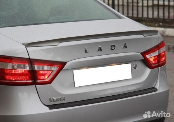 Защитная накладка на задний бампер LADA Vesta