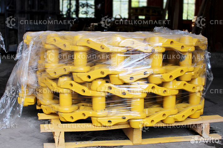 Цепь 49 звеньев для Hitachi ZX200LC-3 в наличии