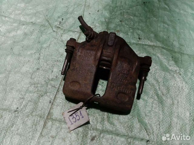 Суппорт передний левый Audi A6 C4