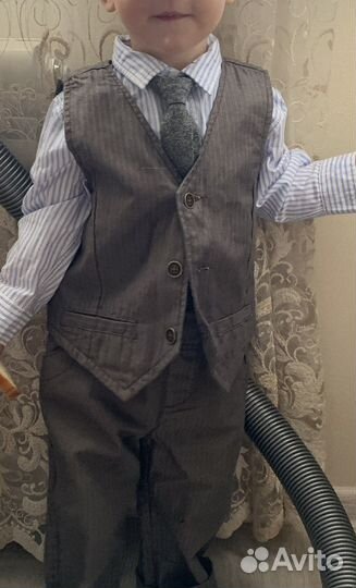 Костюм на праздник брючный строгий для малыша
