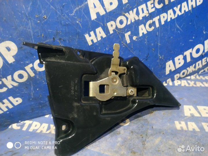 Крепление сиденья Ваз Лада 2110 седан 21083 2002