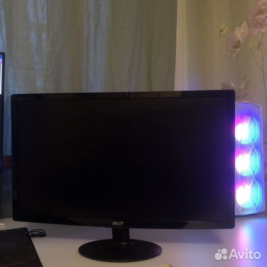 Монитор Acer S240HL