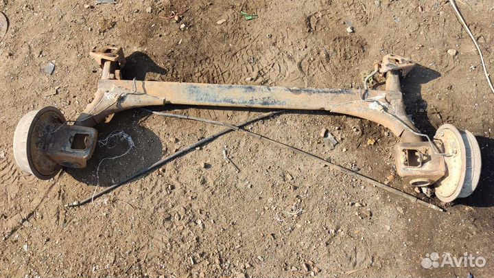 Задняя балка Лада Гранта Калина